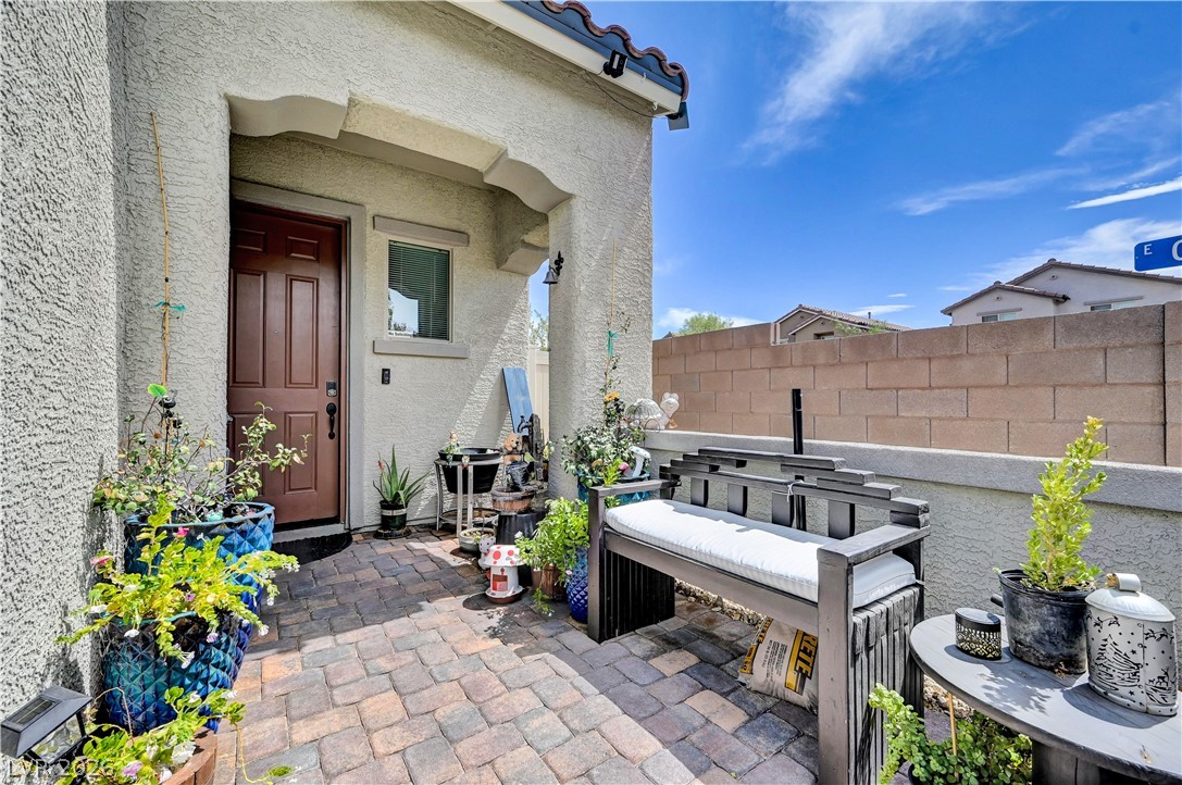 6830 Camino Real Street Property Photo 4
