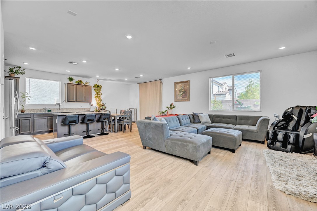 6830 Camino Real Street Property Photo 8
