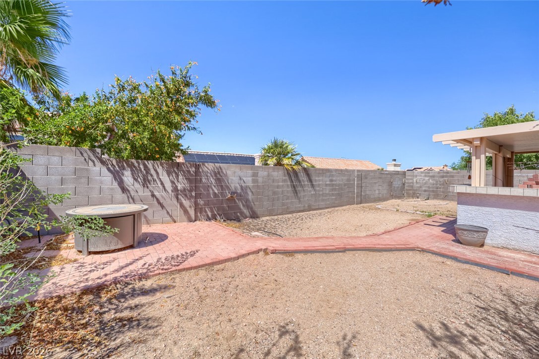 262 Lilium Street Property Photo 27