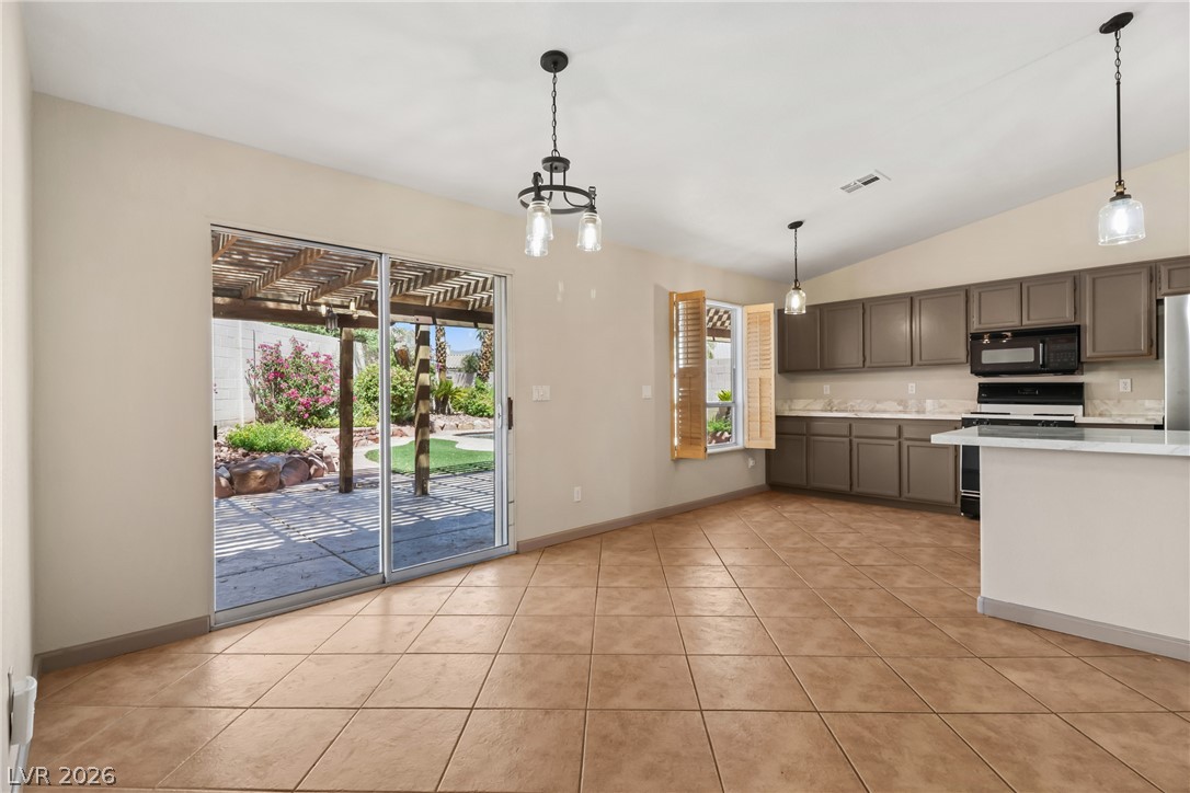 5011 Rio Colorado Circle Property Photo 6