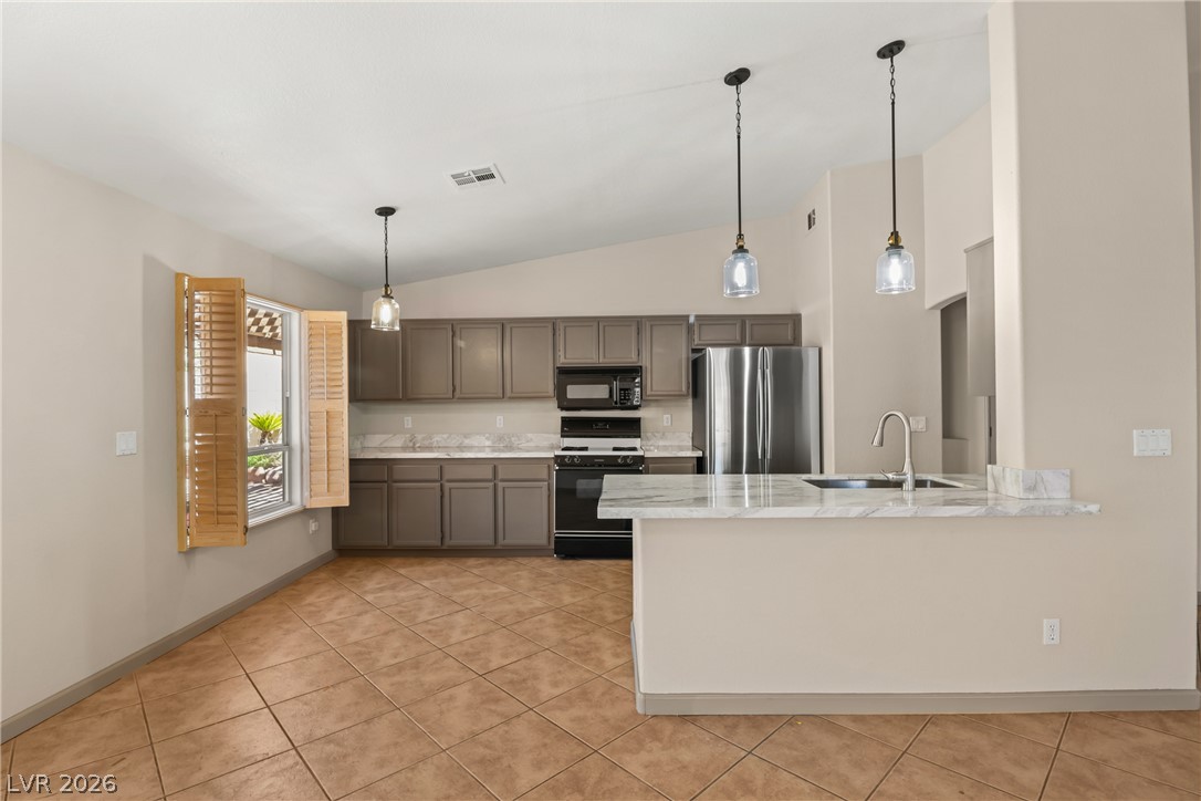 5011 Rio Colorado Circle Property Photo 7