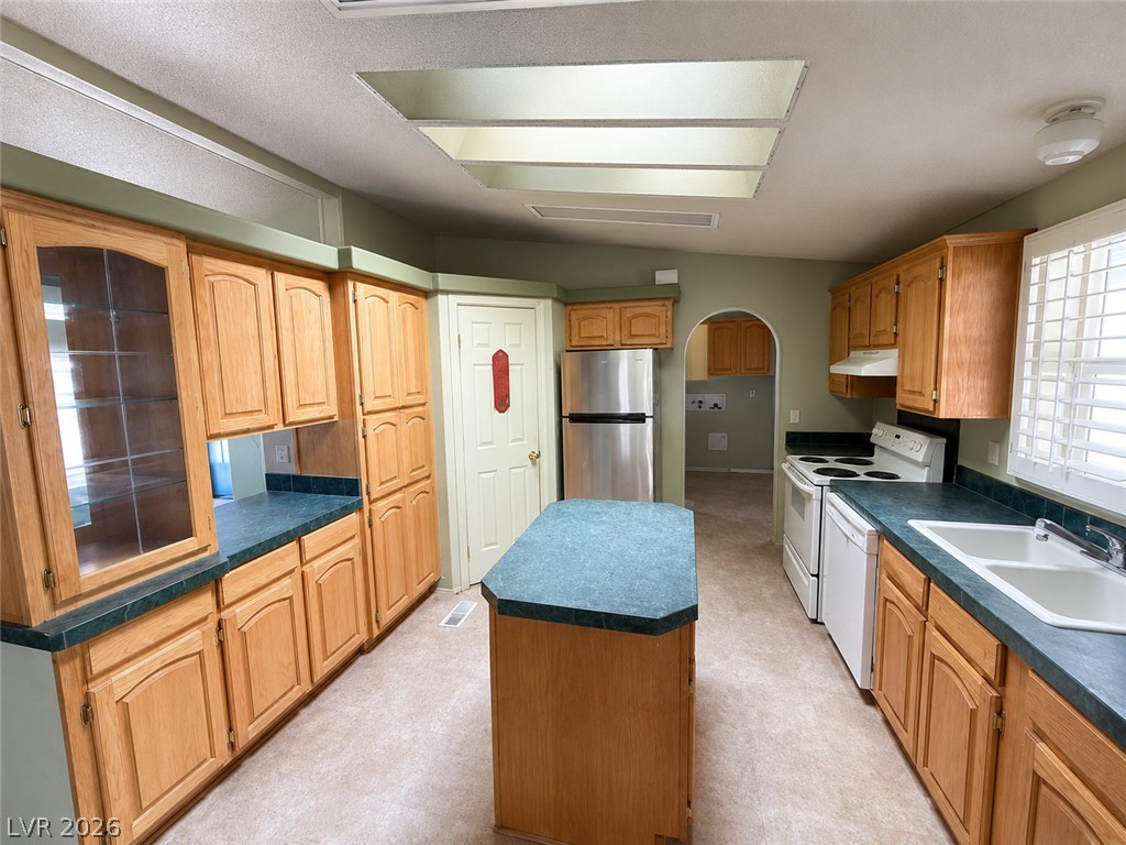 5561 Doubletree Road Property Photo 5