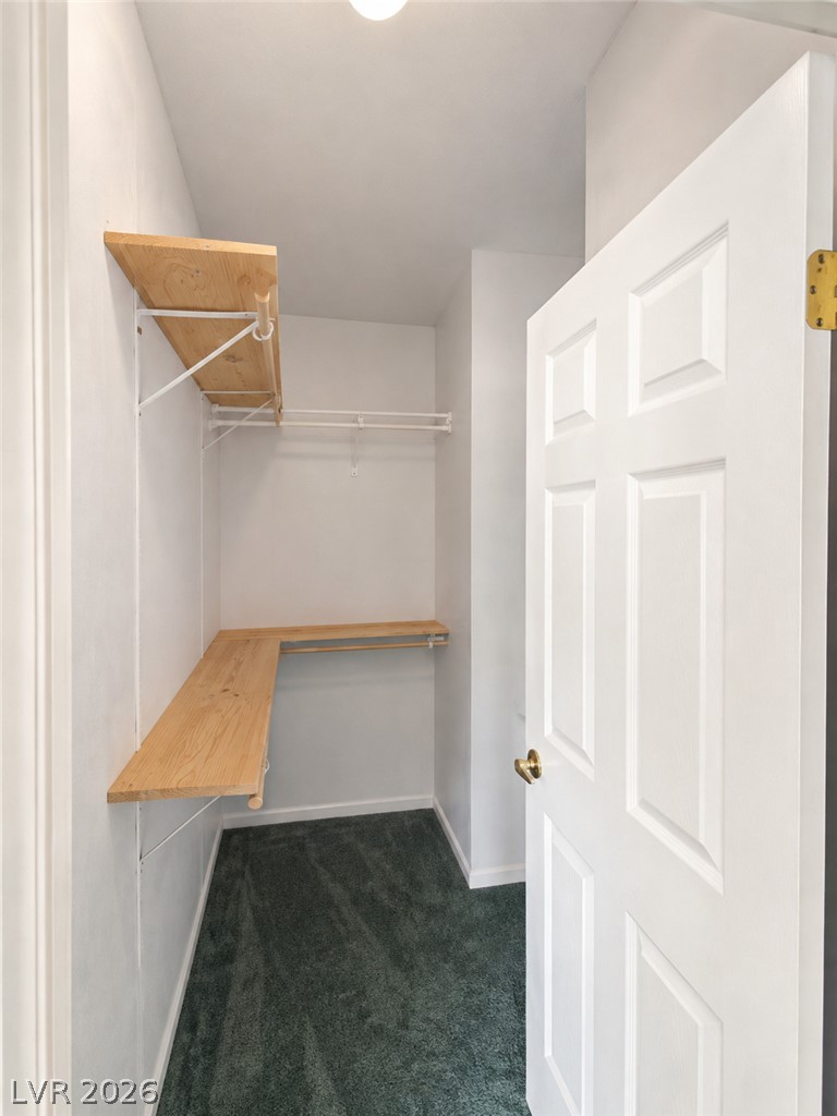5561 Doubletree Road Property Photo 11