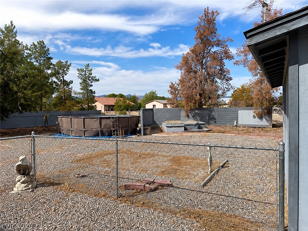 5561 Doubletree Road Property Photo 19