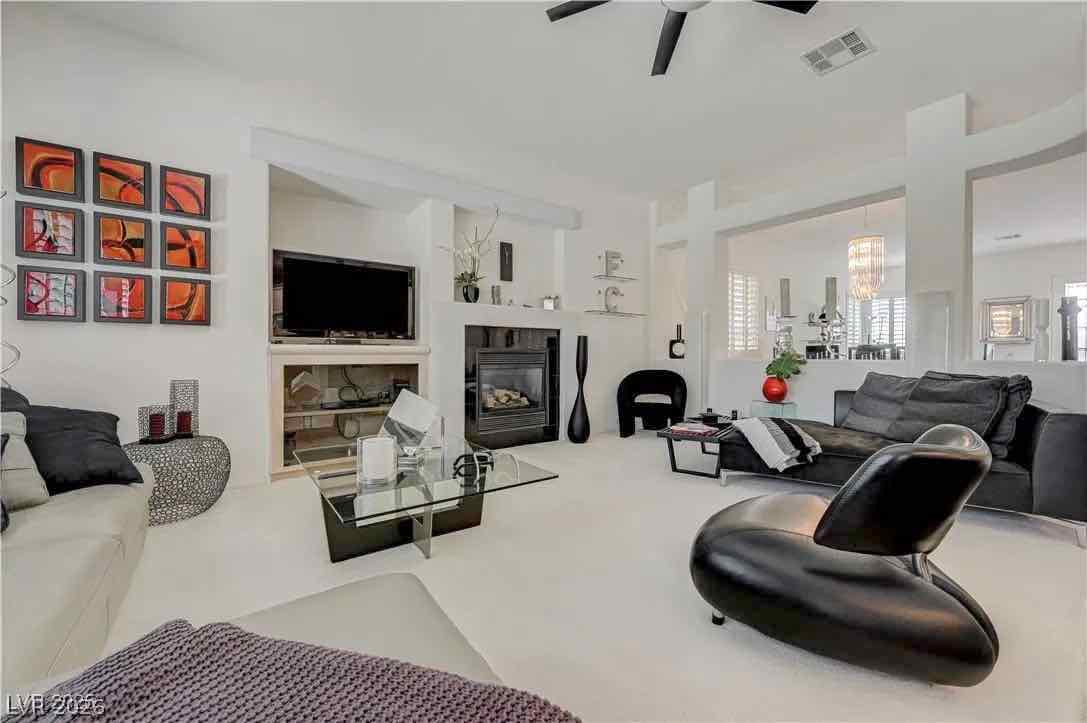 1413 Pine Leaf Drive Property Photo 8