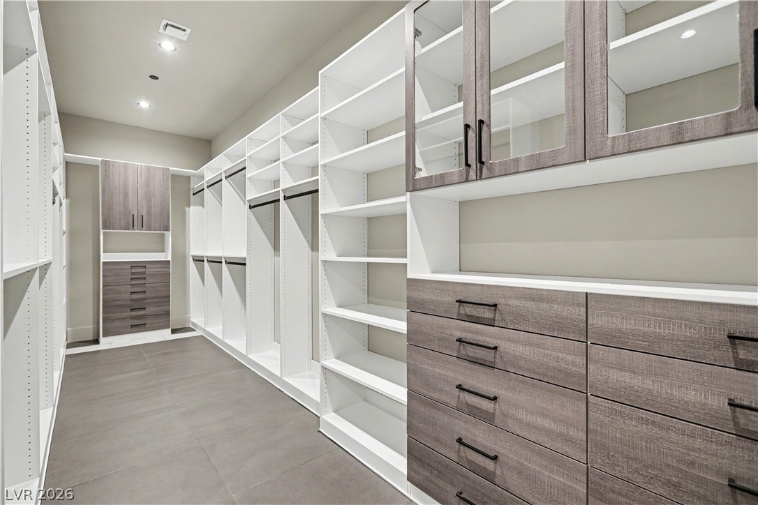 2813466 Property Photo 25