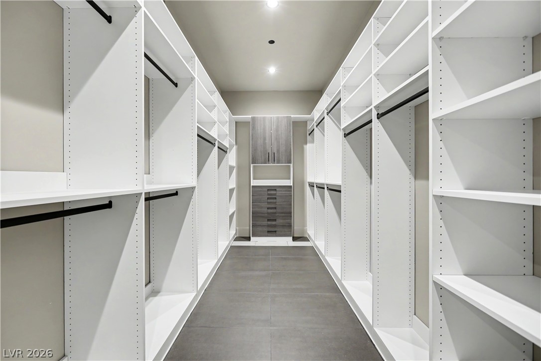 2813466 Property Photo 26