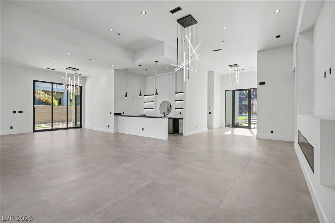 2813466 Property Photo 30