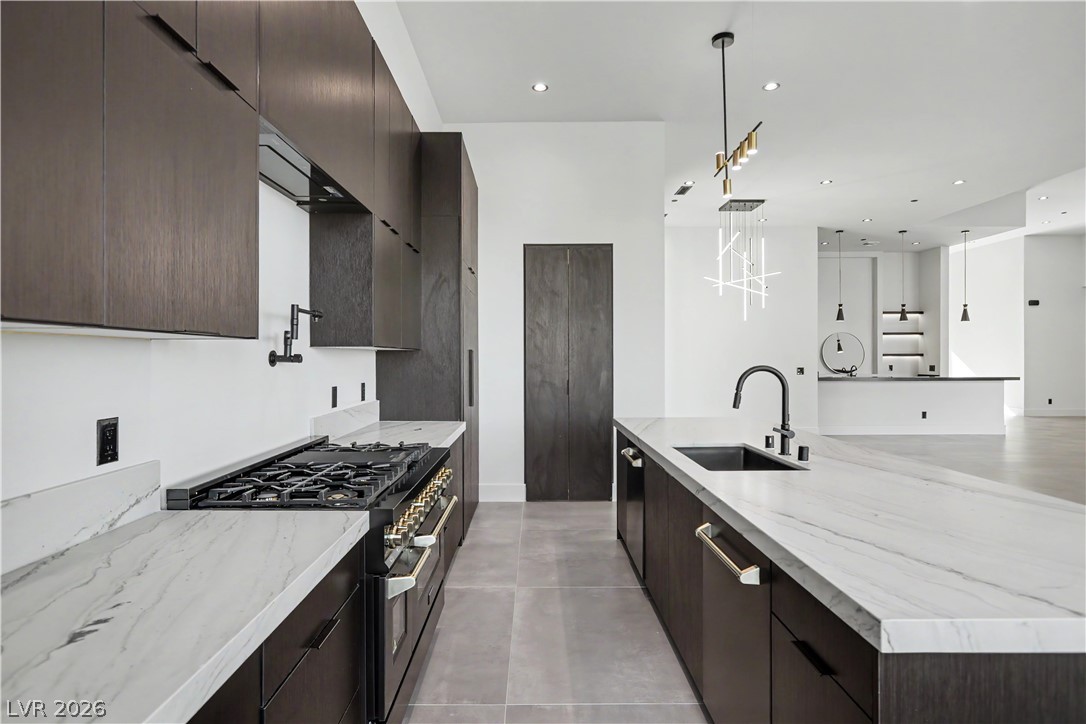 2813466 Property Photo 38