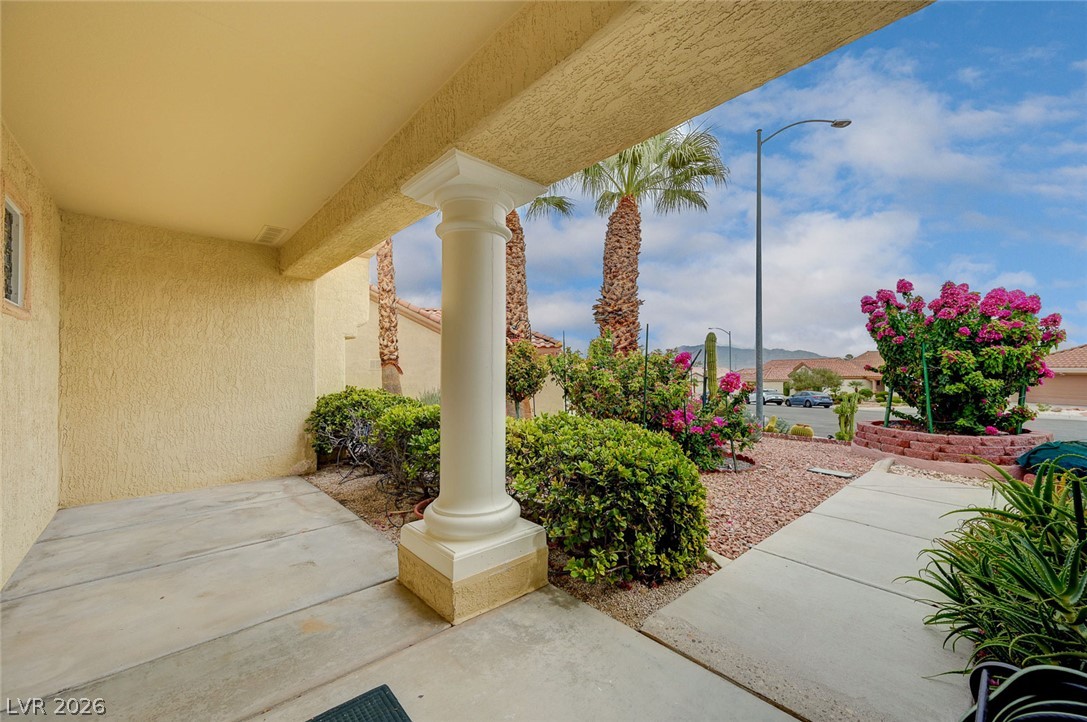 2925 Dry Ridge Court Property Photo 3