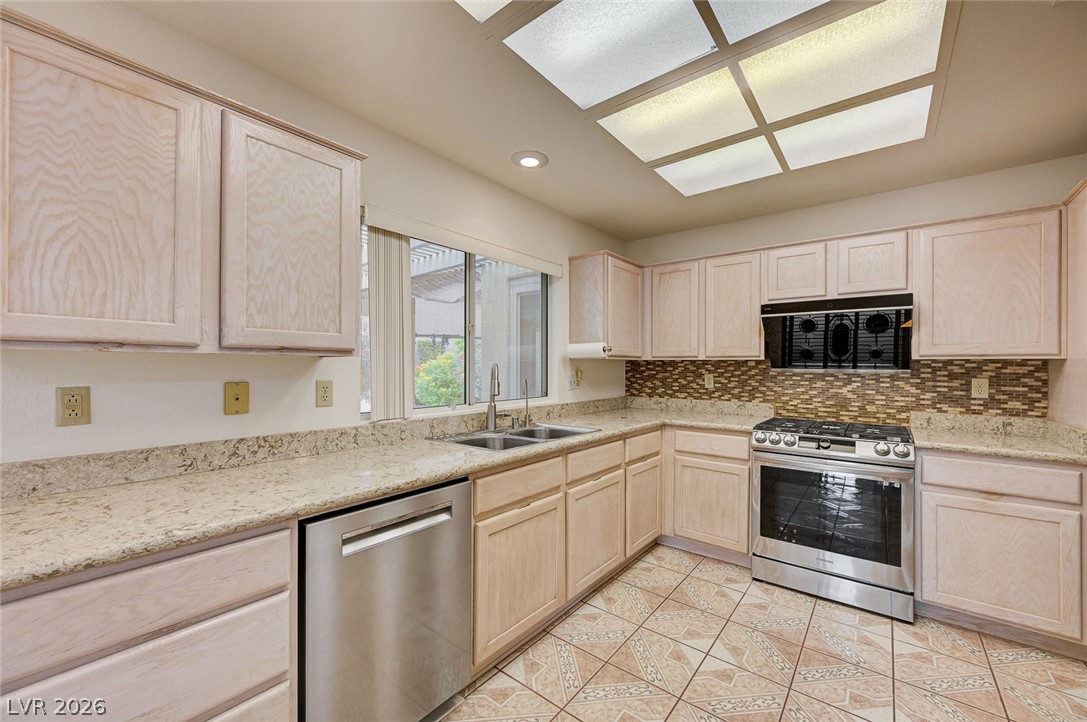 2925 Dry Ridge Court Property Photo 20