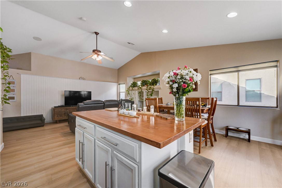 523 Braided River Avenue Property Photo 10