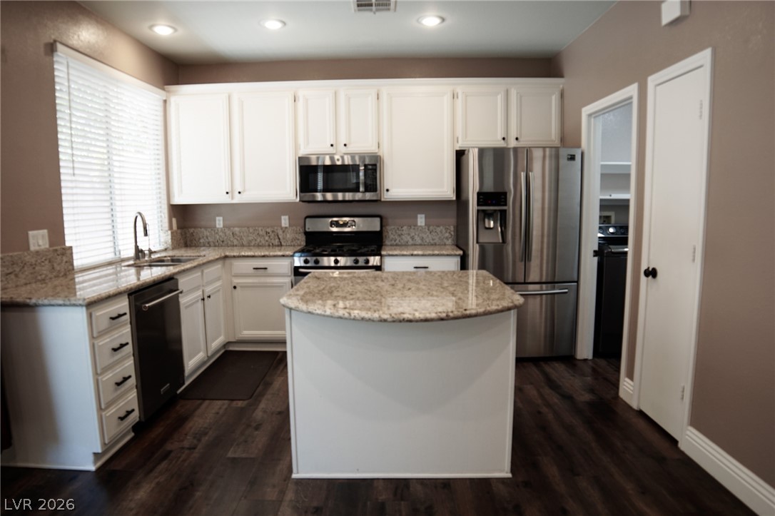 205 Summer Palace Way Property Photo 4