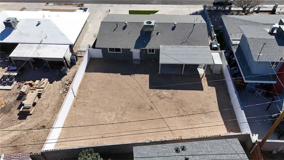 1674 D Street Property Photo 2