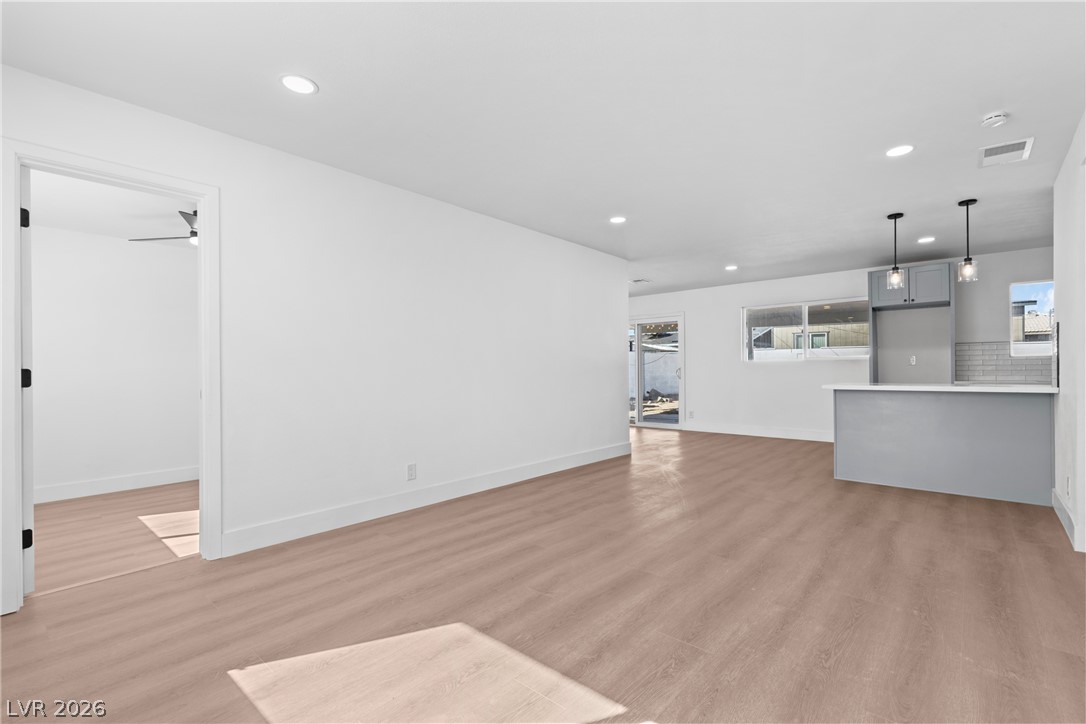 1674 D Street Property Photo 3