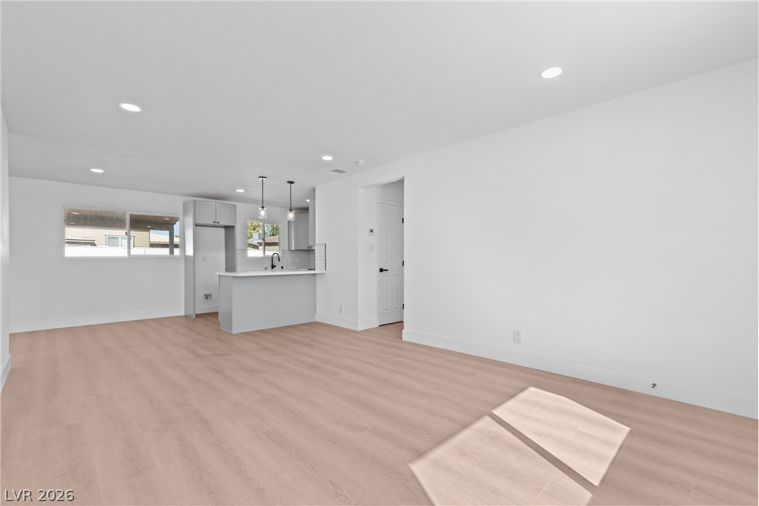 1674 D Street Property Photo 4