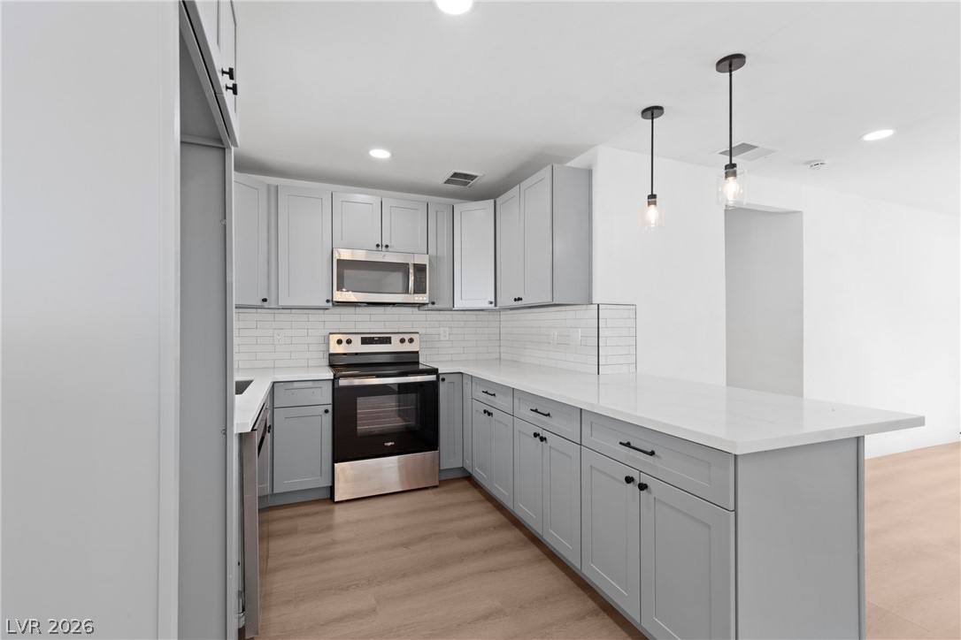 1674 D Street Property Photo 7