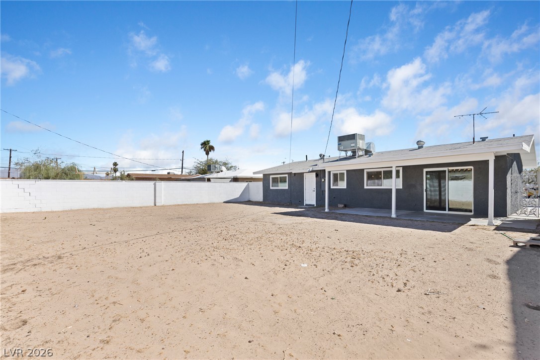 1674 D Street Property Photo 27
