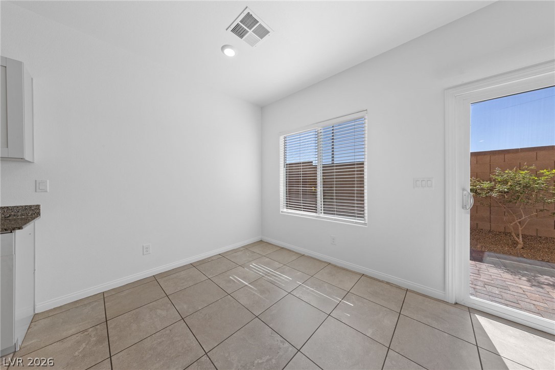 10831 Lexus Court Property Photo 6