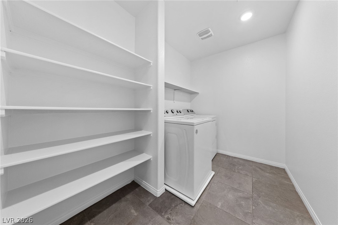 10831 Lexus Court Property Photo 16