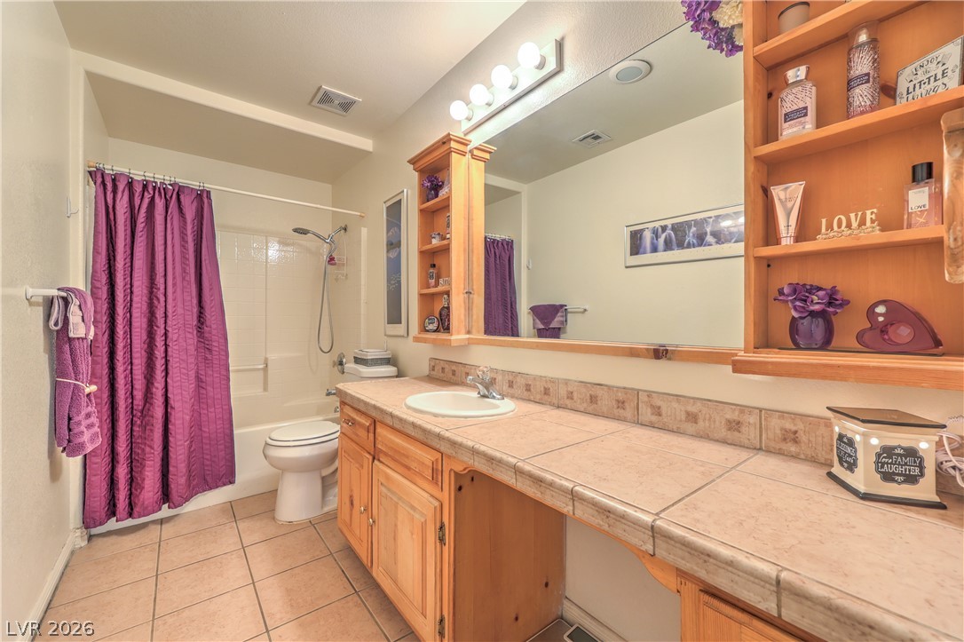 1341 South Blagg Road Property Photo 8