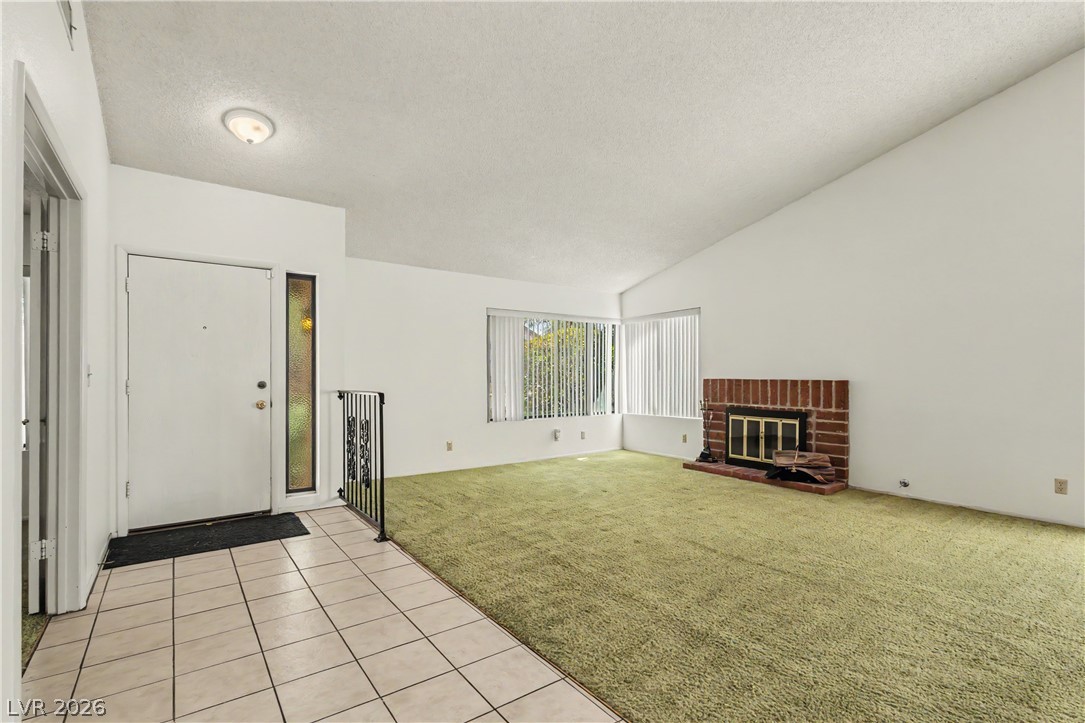 6592 Peachtree Lane Property Photo 2