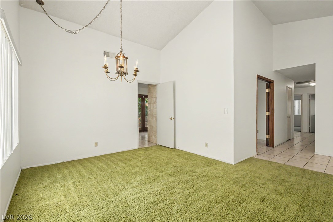 6592 Peachtree Lane Property Photo 7
