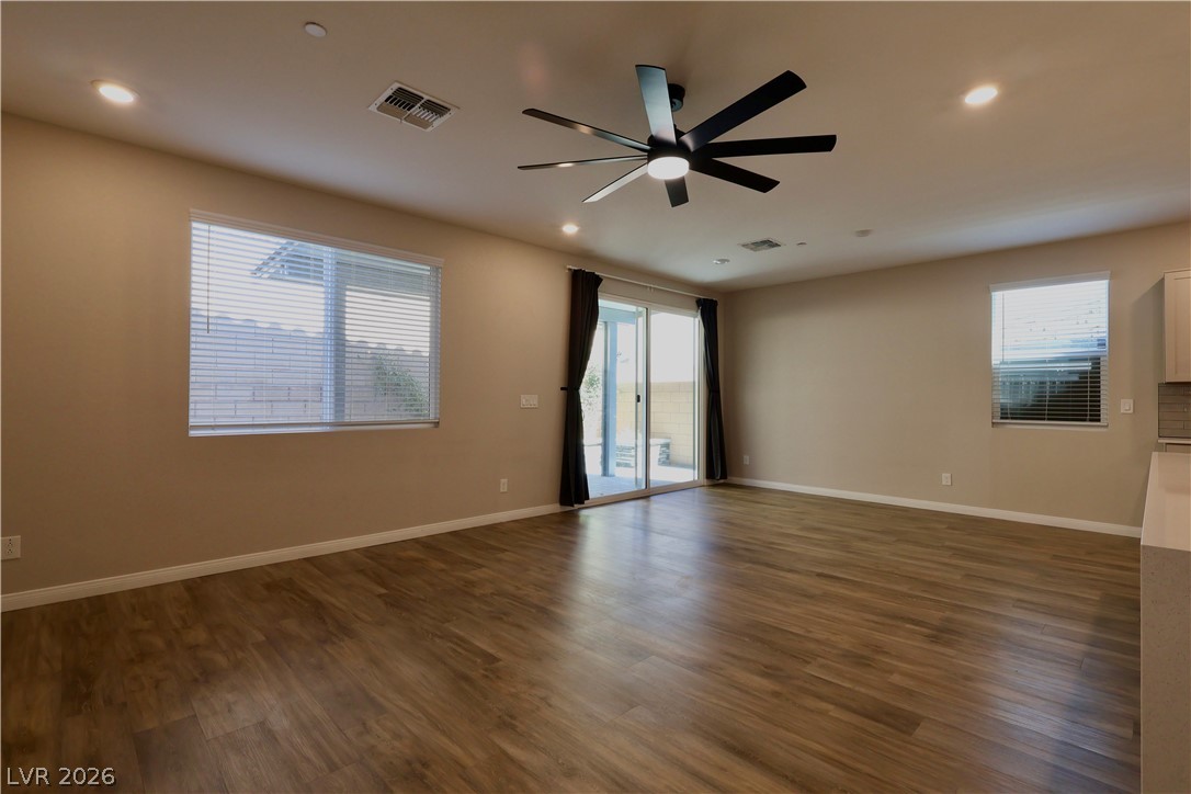 8494 Torozo Avenue Property Photo 7