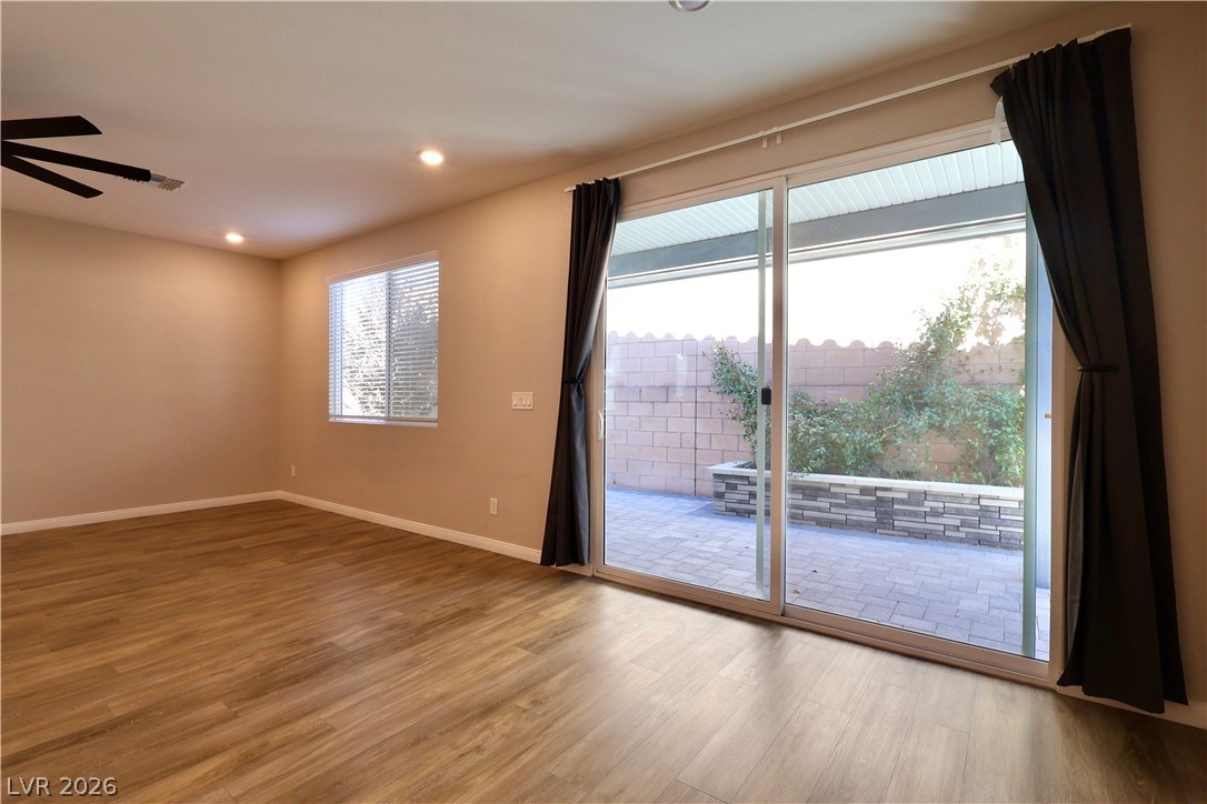 8494 Torozo Avenue Property Photo 12