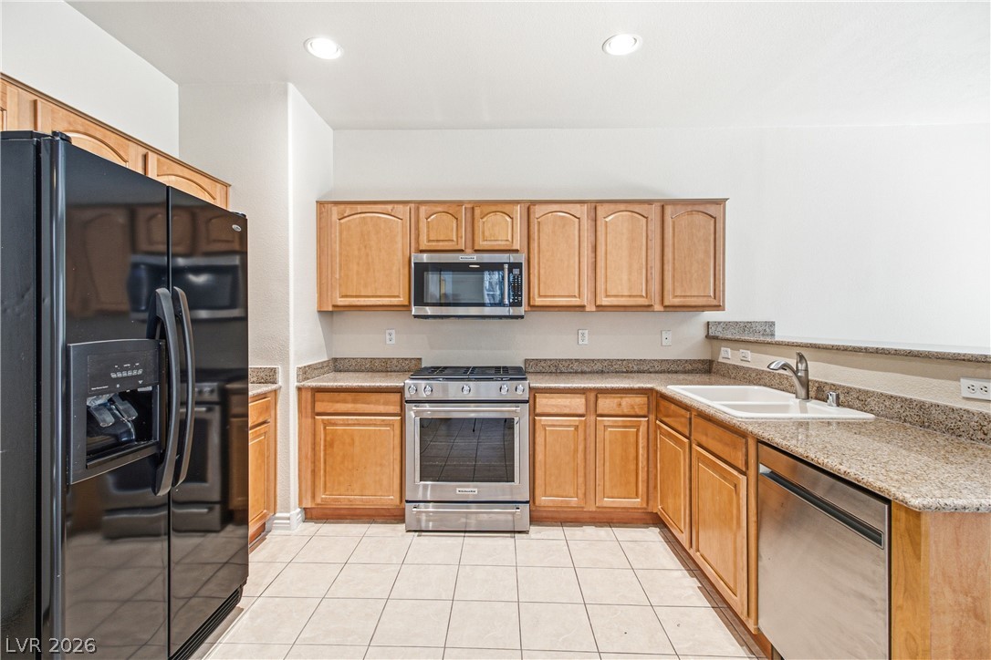 250 Cleargirl Court Property Photo 4