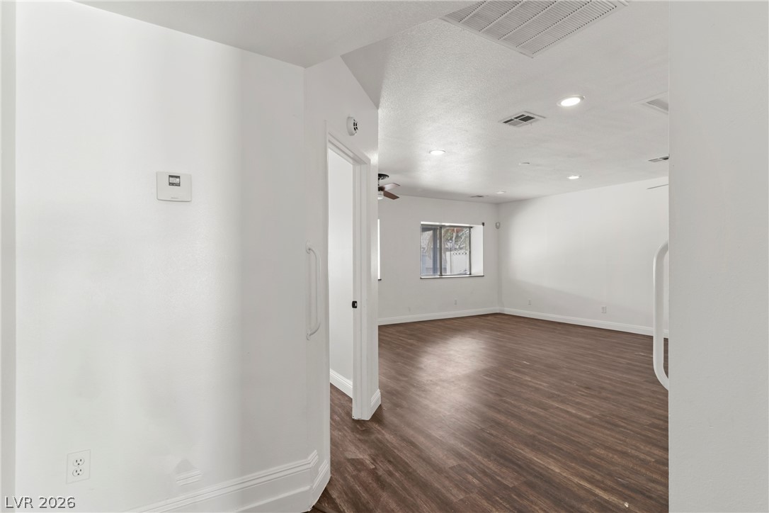 2109 Verdinal Drive Property Photo 24
