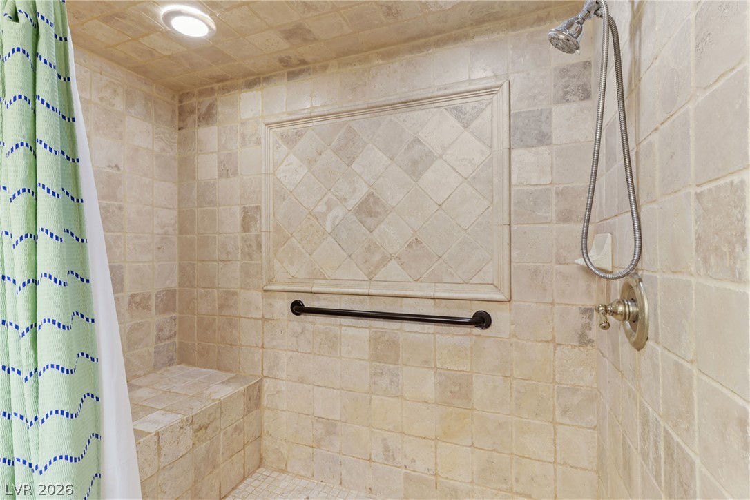 2109 Verdinal Drive Property Photo 26
