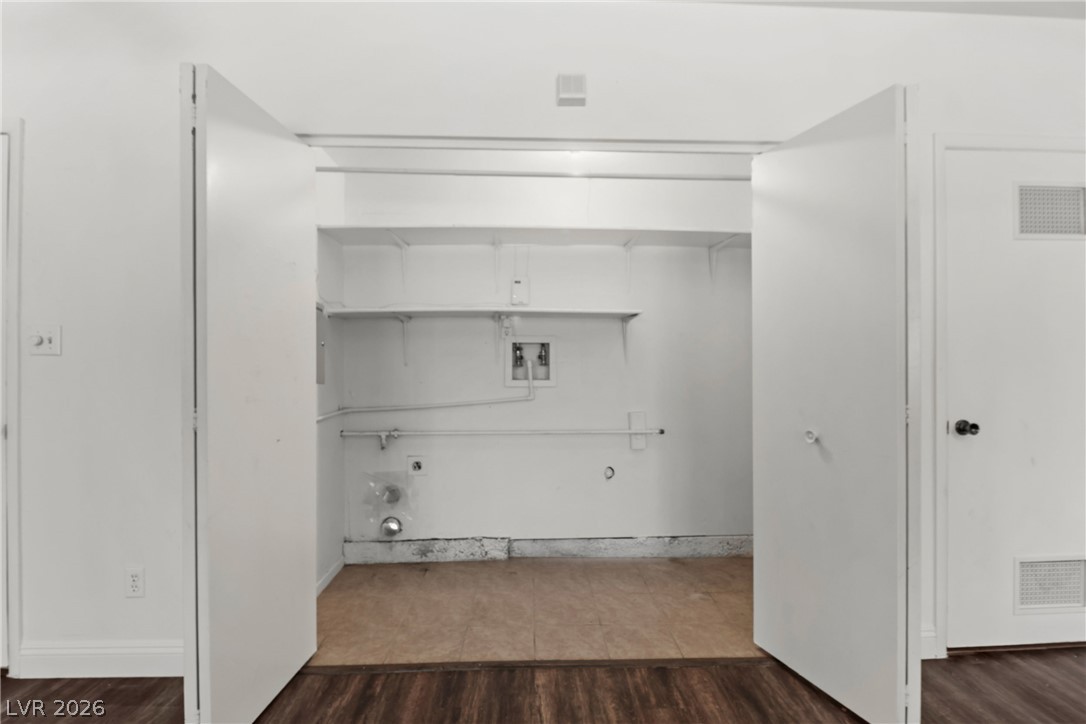 2109 Verdinal Drive Property Photo 31