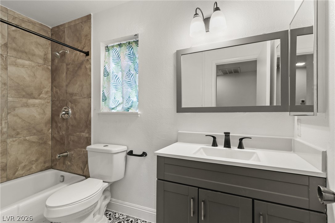 2109 Verdinal Drive Property Photo 42