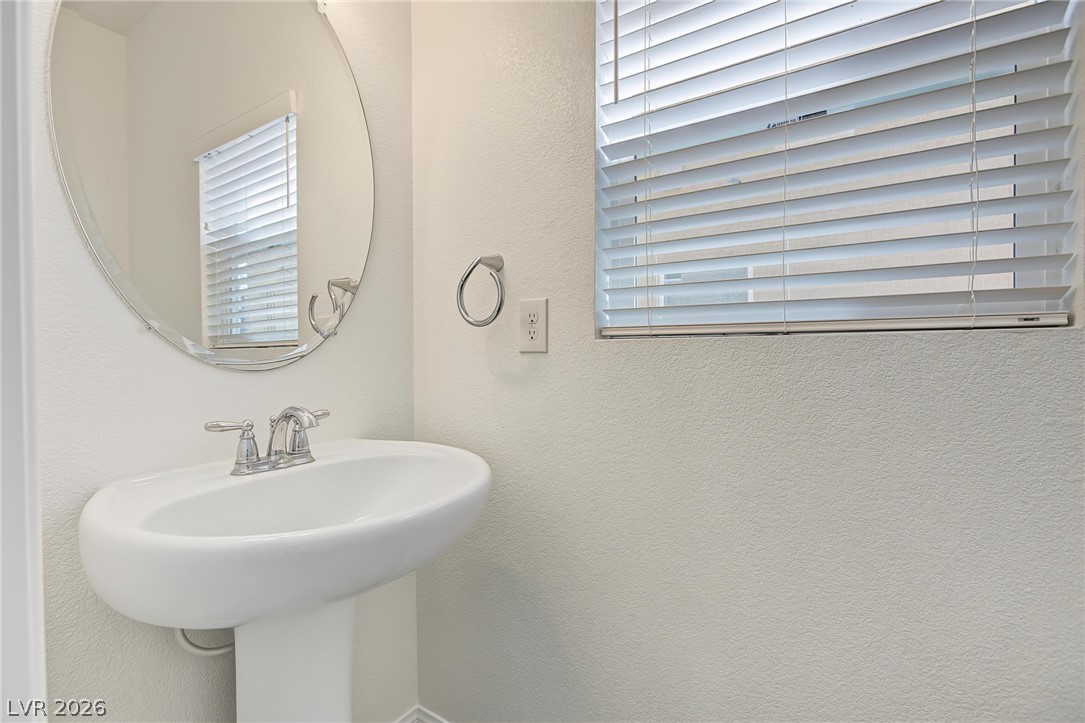 10421 Lorca Major Street Property Photo 4