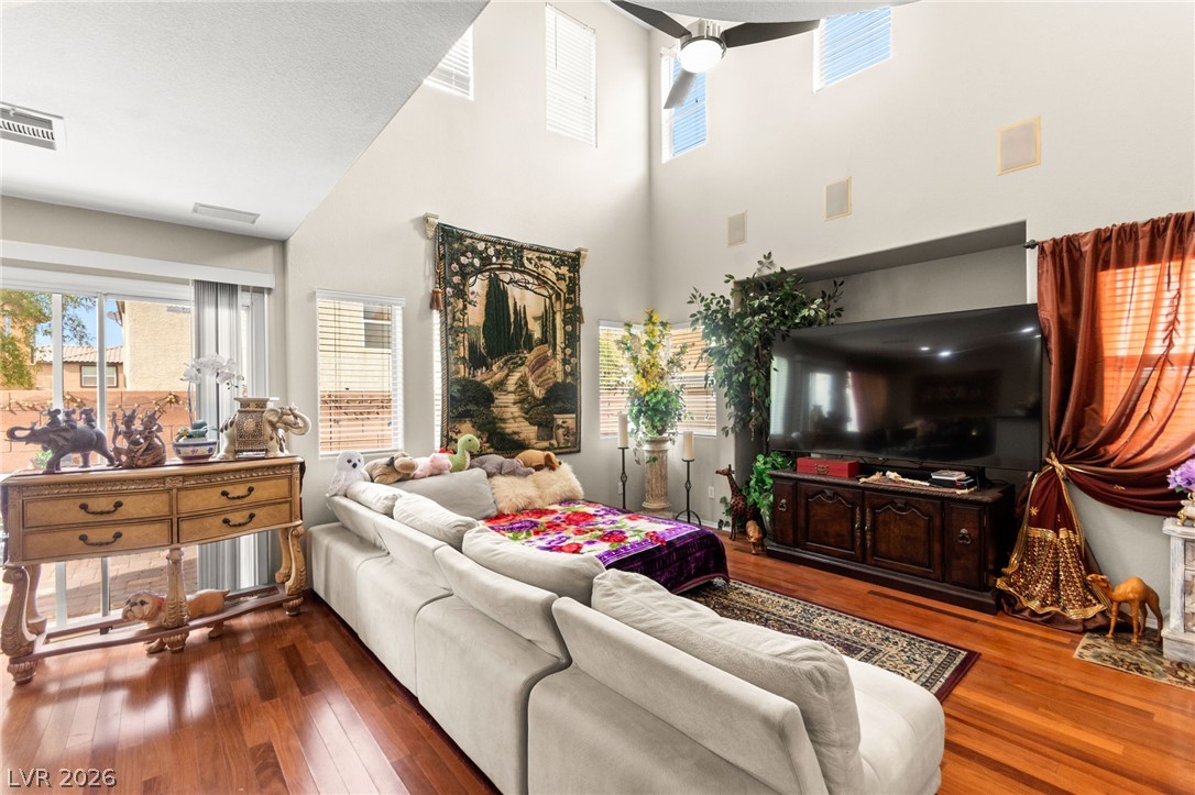 11905 Haven Street Property Photo 3