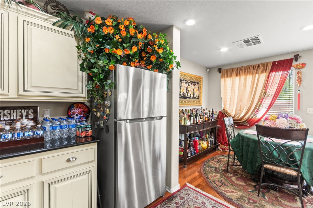 11905 Haven Street Property Photo 15