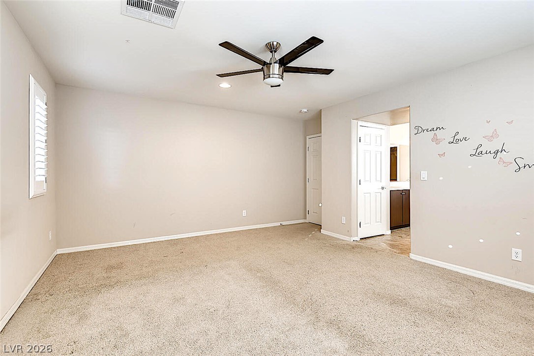 8117 Ancient Oaks Avenue Property Photo 14