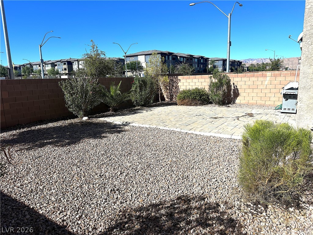 8117 Ancient Oaks Avenue Property Photo 30