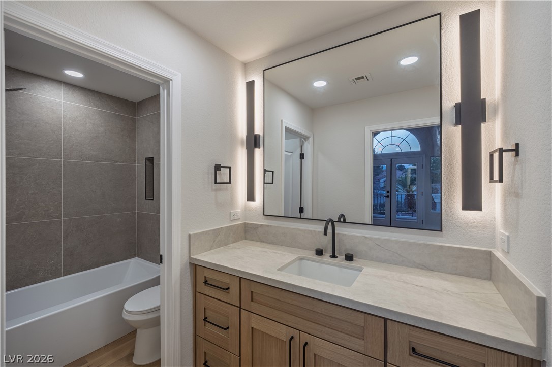 8800 Lusso Court Property Photo 73