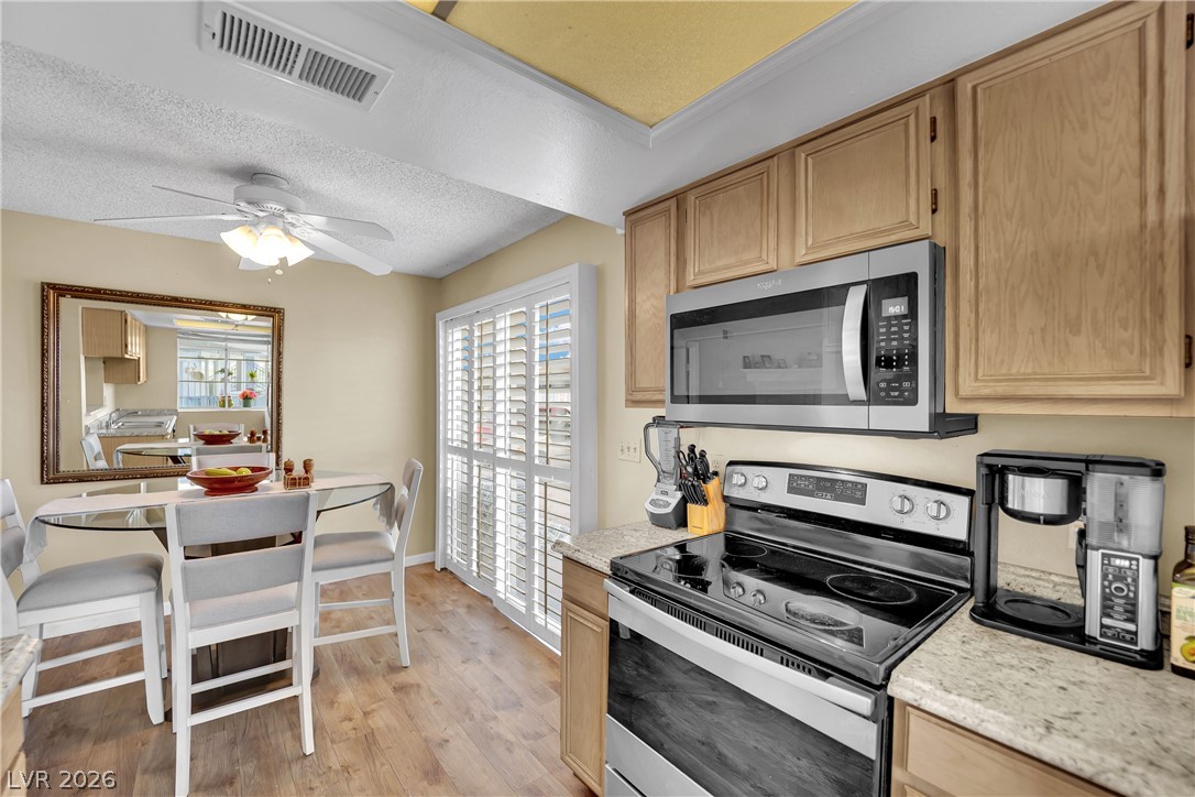 5340 Rod Court 102 Property Photo 15