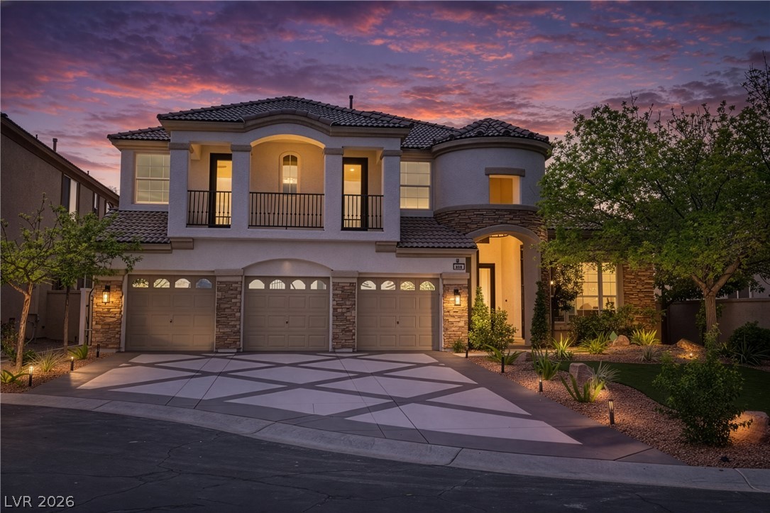 305 Prince Charming Court Property Photo 9