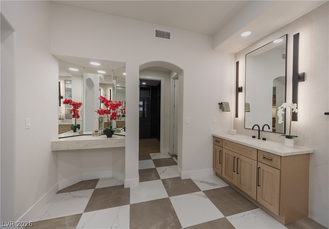 305 Prince Charming Court Property Photo 46