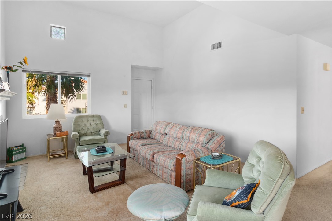 1928 Las Palmas Lane 228 Property Photo 8