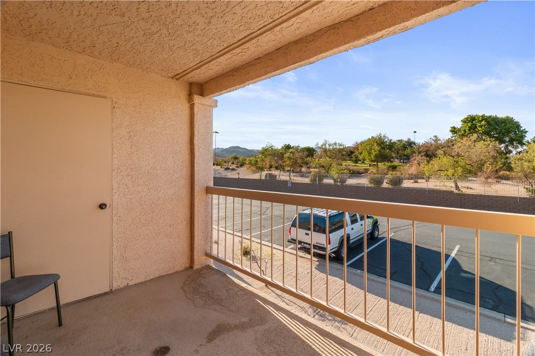 1928 Las Palmas Lane 228 Property Photo 42