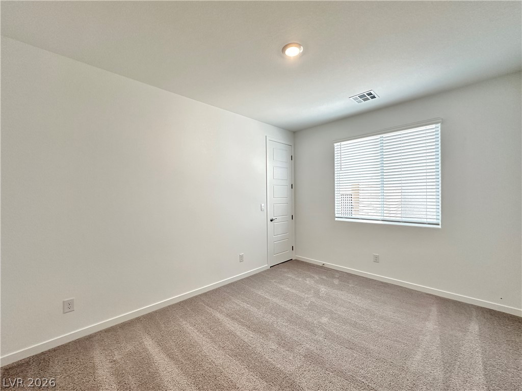 563 Mountain Robin Avenue Property Photo 10