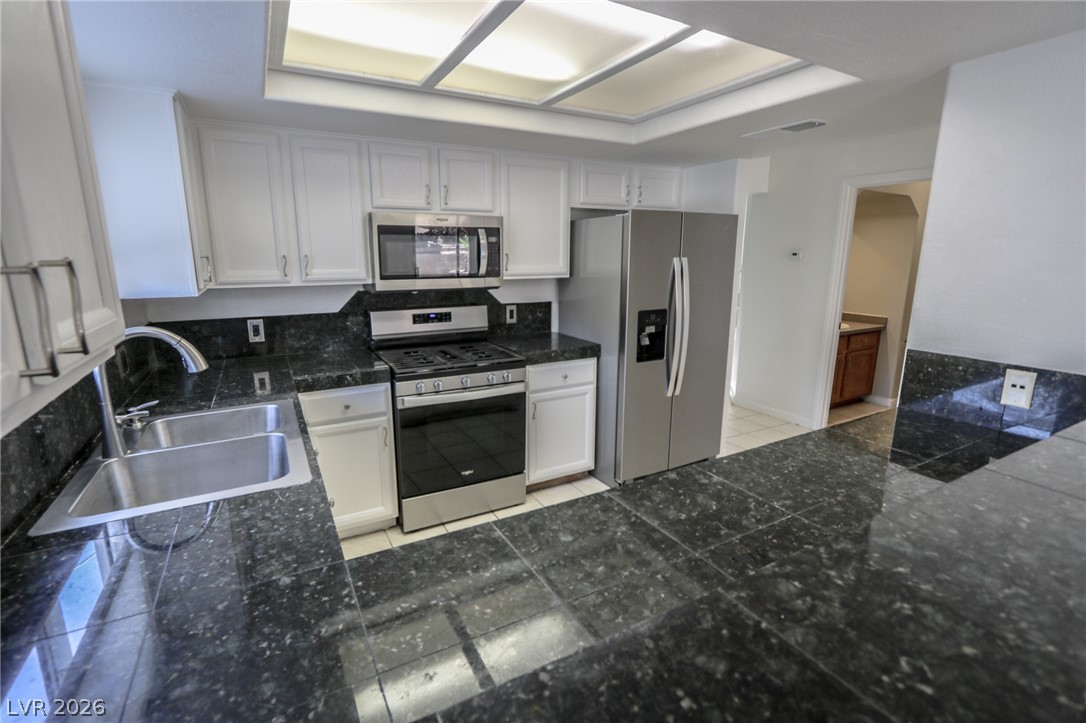 3333 Twin Bridges Court Property Photo 8