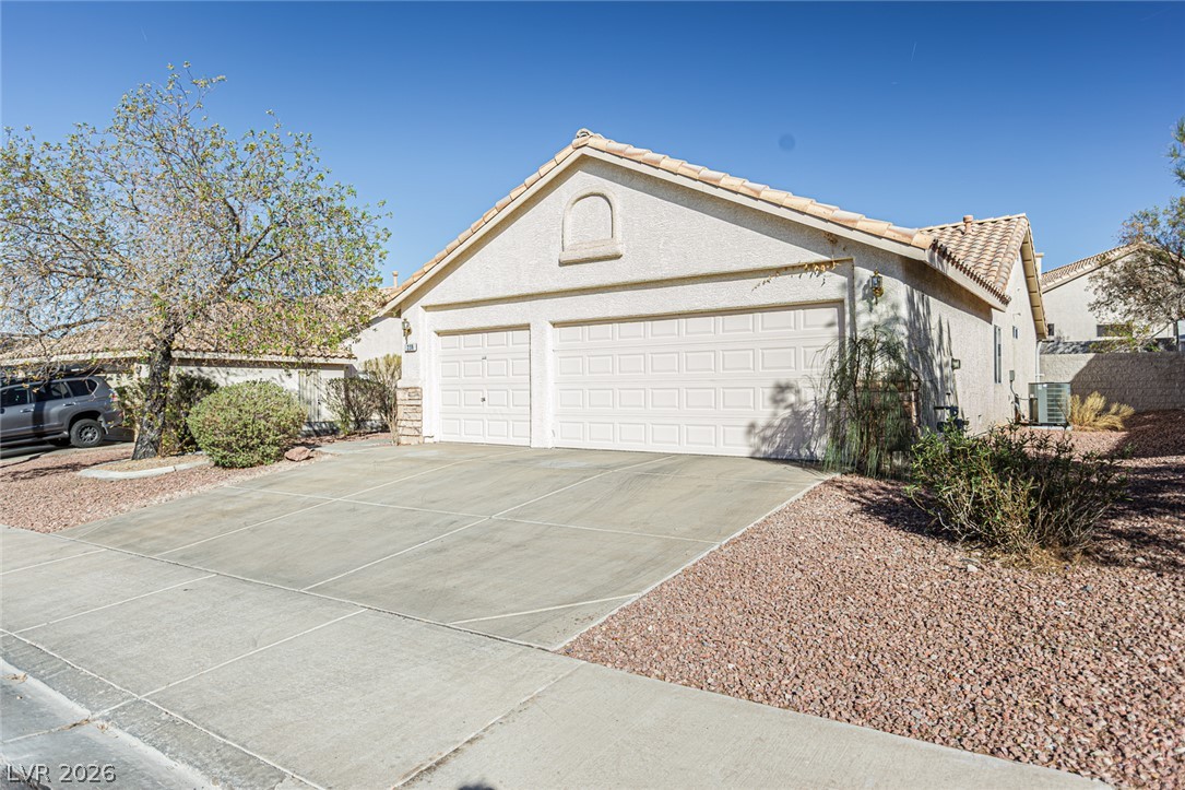 238 Ventana Village Lane Property Photo 3
