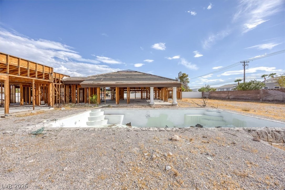 1495 Red Rock Street Property Photo 40