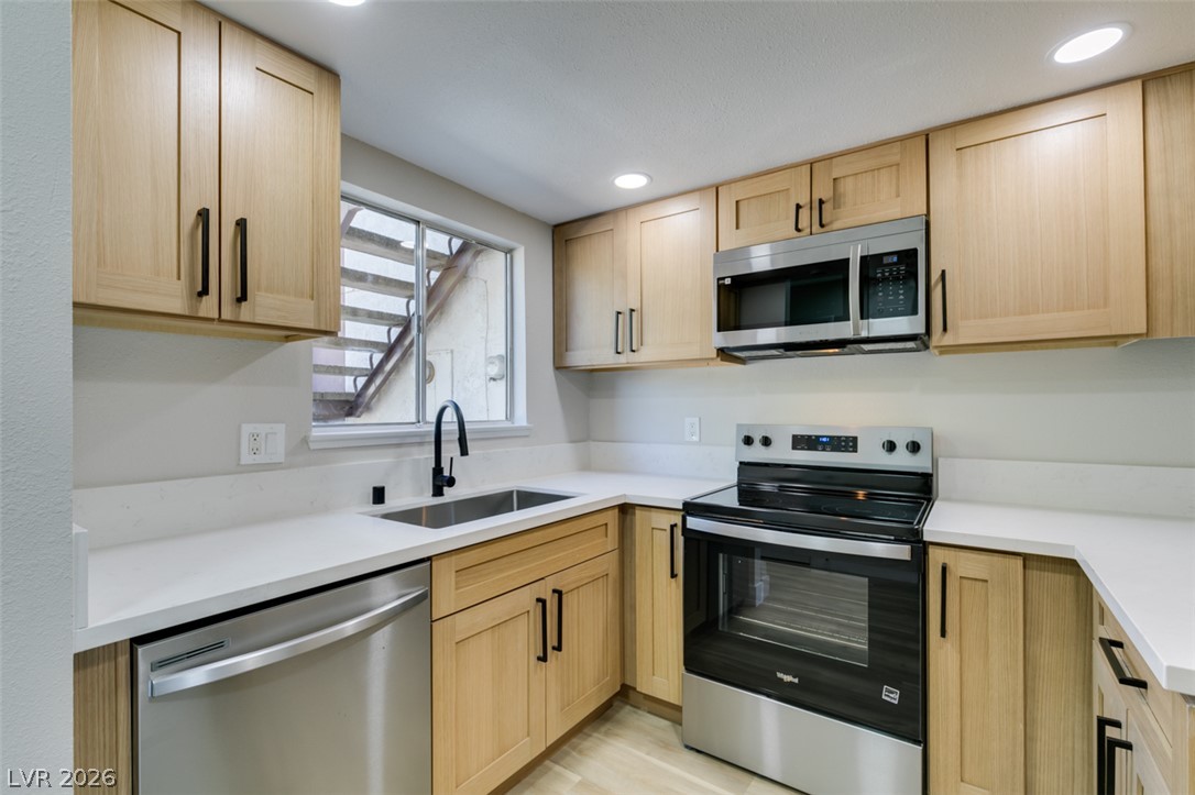 2333 Cardiff Lane C Property Photo 1